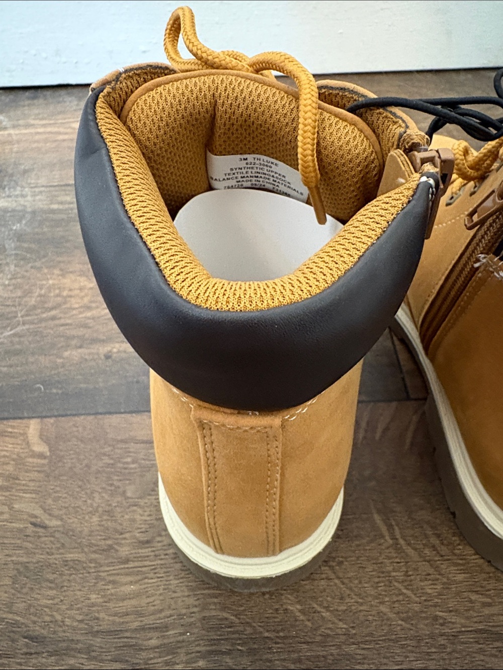 NWT Thereabouts Honey Tan Lace-Up Side Zipper Ankle Boots Size 3 - Picture 10 of 12